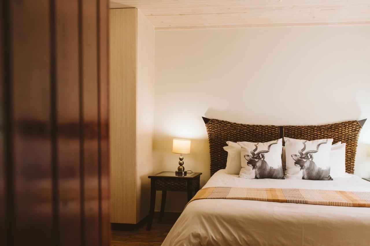 Monzi Safari Lodge Japaratinga Ngoại thất bức ảnh
